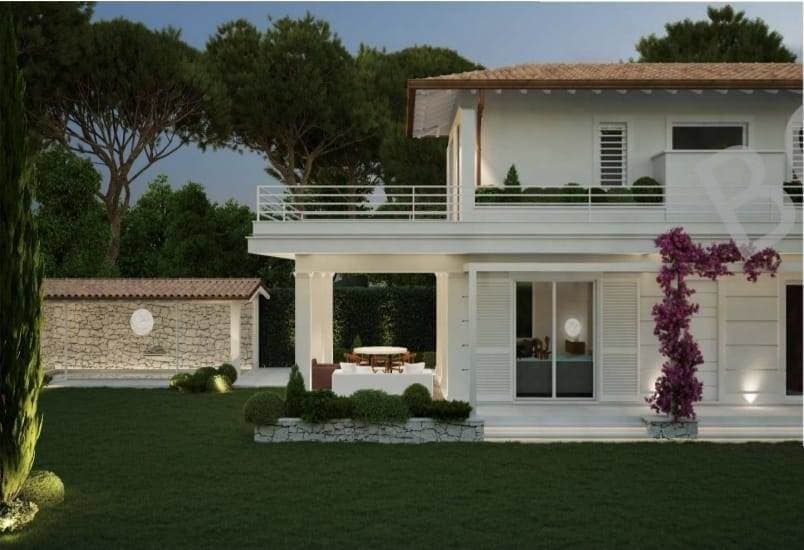 Forte dei Marmi, villa con piscina 4