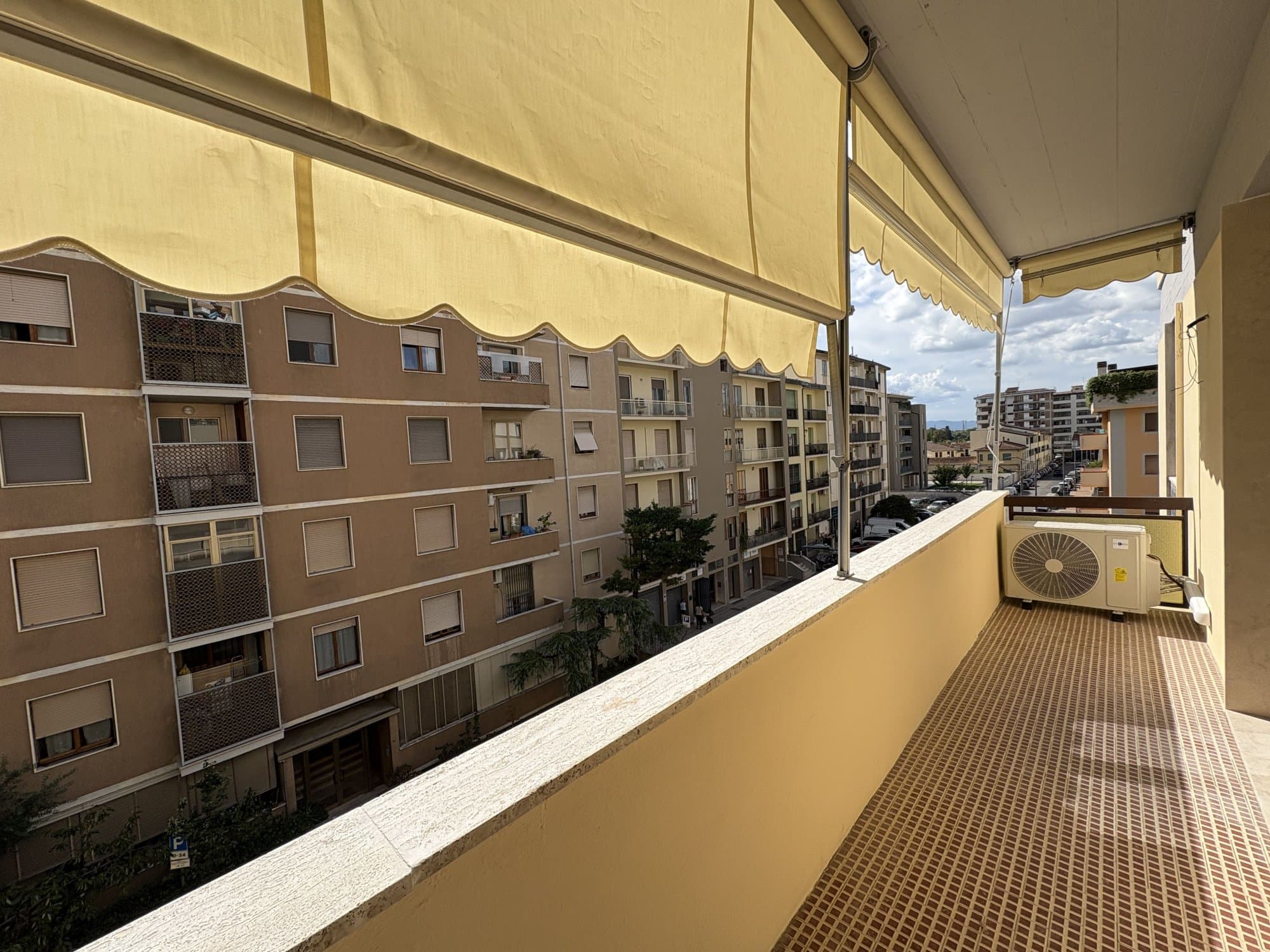 Novoli trilocale in classe B con terrazzo 5